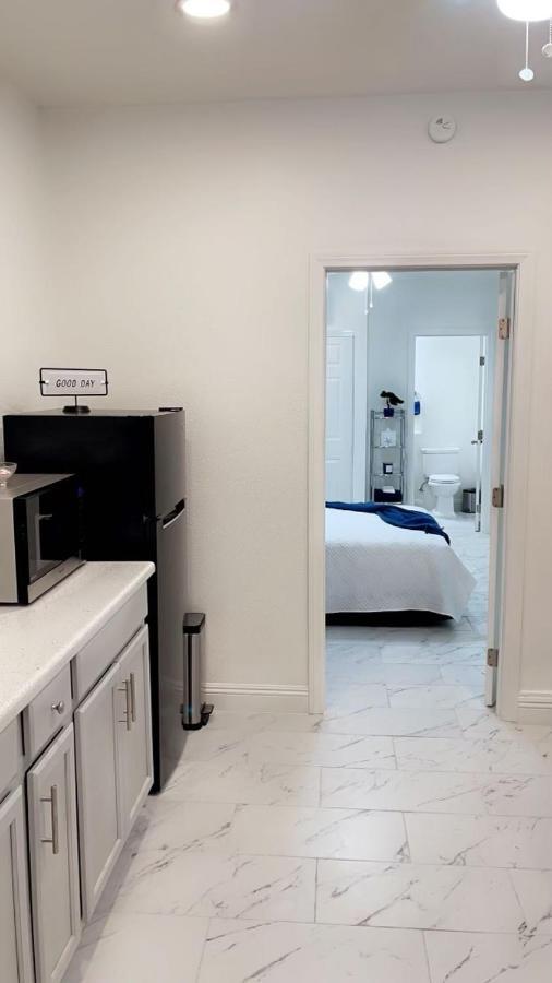 Guest House , 5 Min Away From Las Airport. Λας Βέγκας Εξωτερικό φωτογραφία
